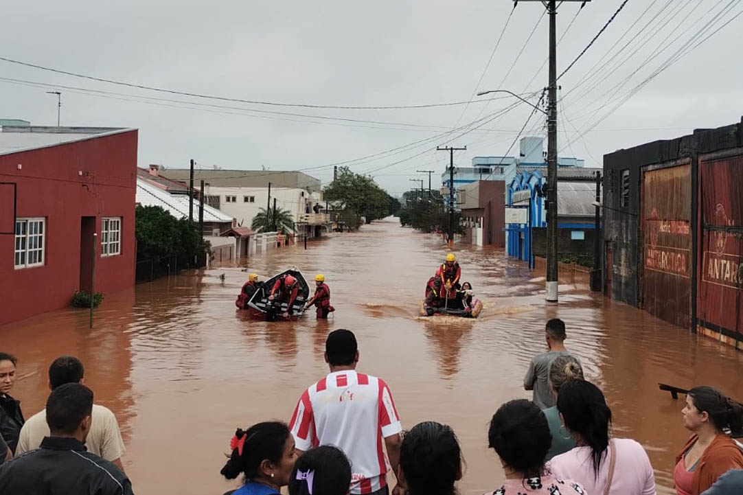 Paraná arrecada doações para ajudar vítimas das chuvas no Rio Grande do Sul