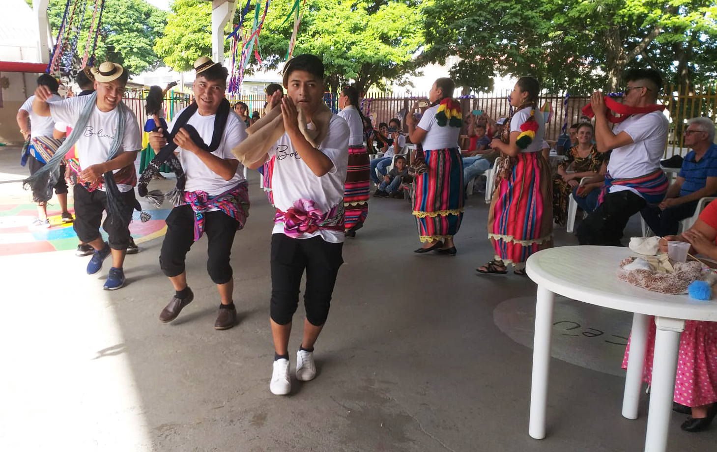 Semana Nacional do Migrante valorizou tradições e cultura de estrangeiros em Umuarama