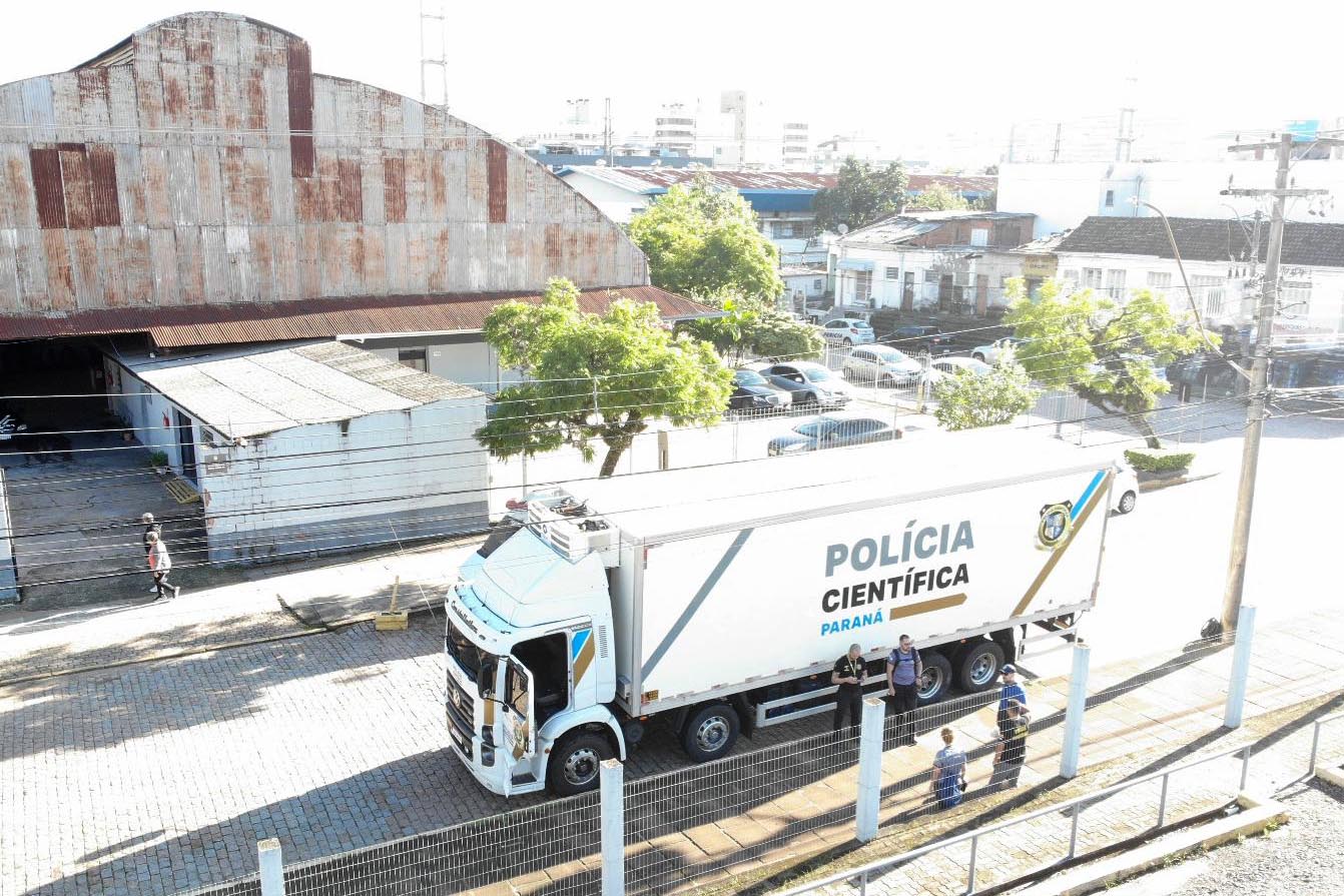 Jornal Ilustrado - Resgates, policiamento, técnica e solidariedade: Paraná encerra operação no Rio Grande do Sul