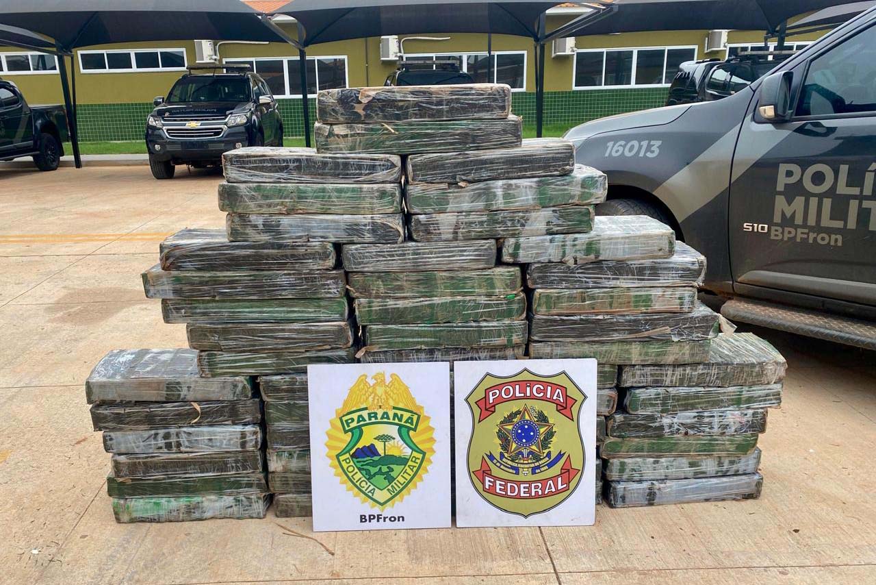 Jornal Ilustrado - Operação Protetor: polícia apreende 1.350 kg de maconha em Cruzeiro do Oeste e Guaíra