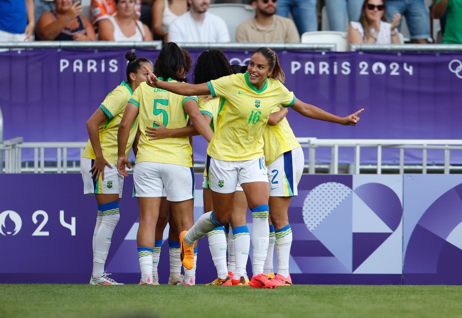 Jornal Ilustrado - Futebol: seleção feminina faz 1 a 0 na Nigéria na estreia da Olimpíada
