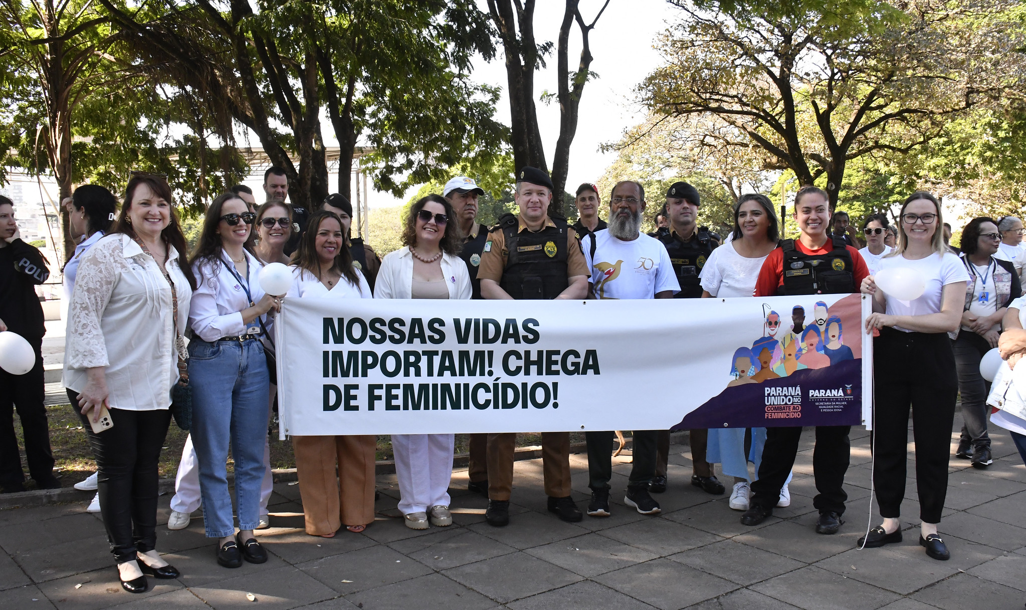 Jornal Ilustrado - Caminhada busca a conscientização da sociedade sobre o Dia Estadual de Combate ao Feminicídio