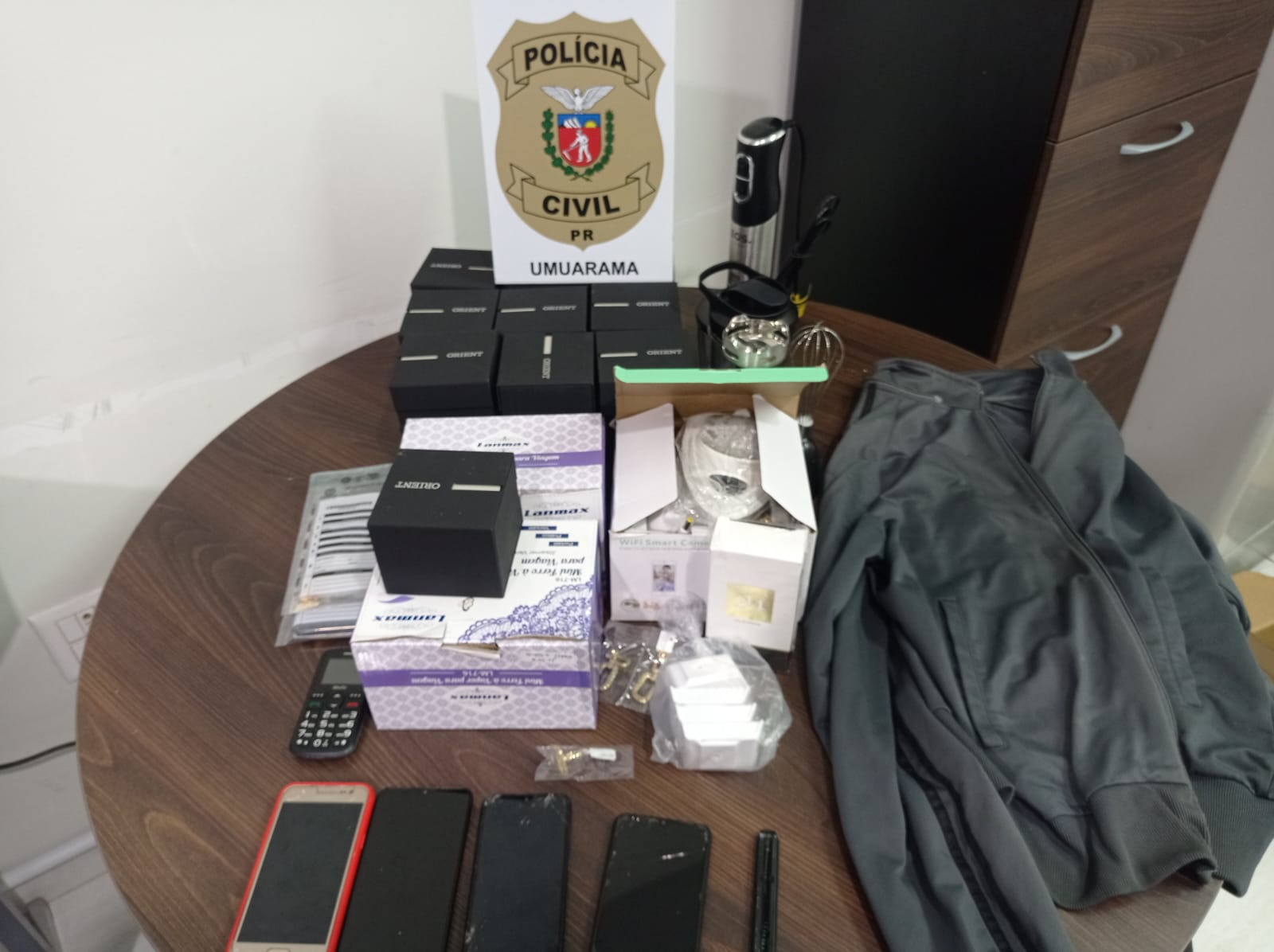 Jornal Ilustrado - Polícia Civil prende mais dois suspeitos de roubar veículo com produtos em Umuarama 