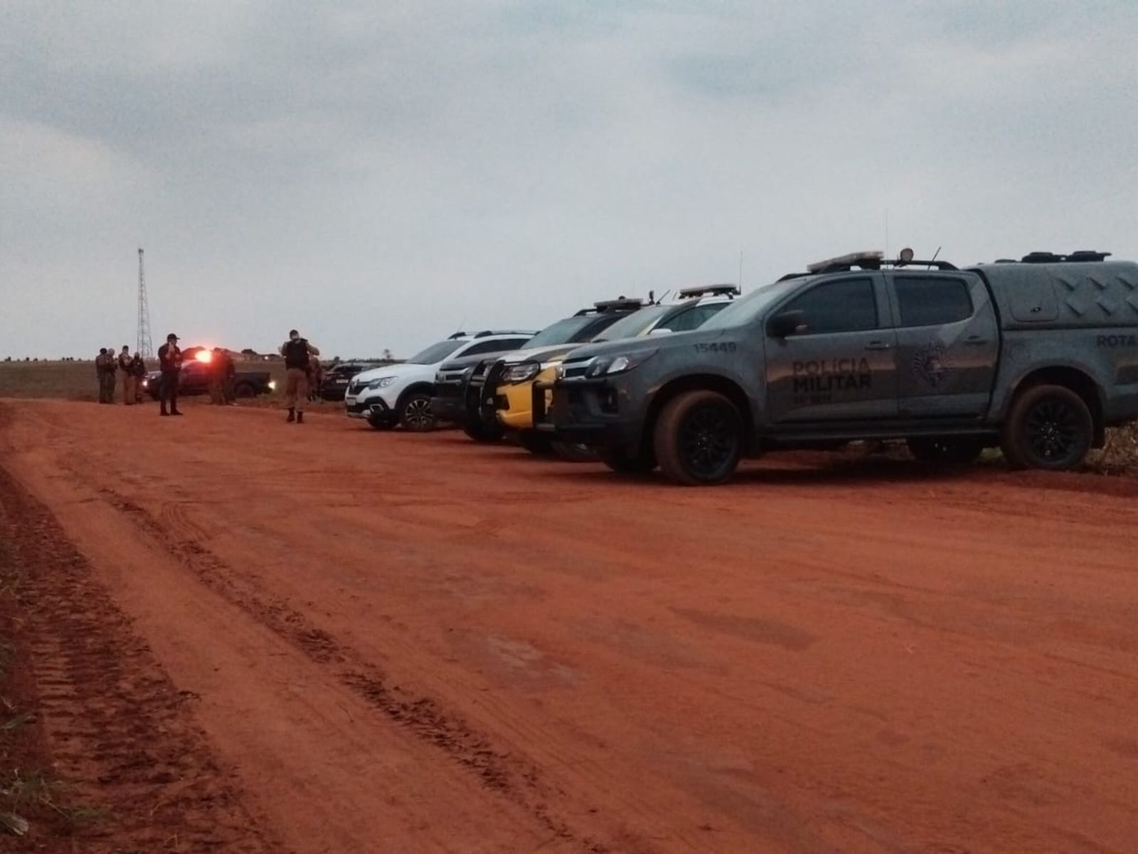 Homem e adolescente morrem em confronto com a Polícia Militar em Mariluz 