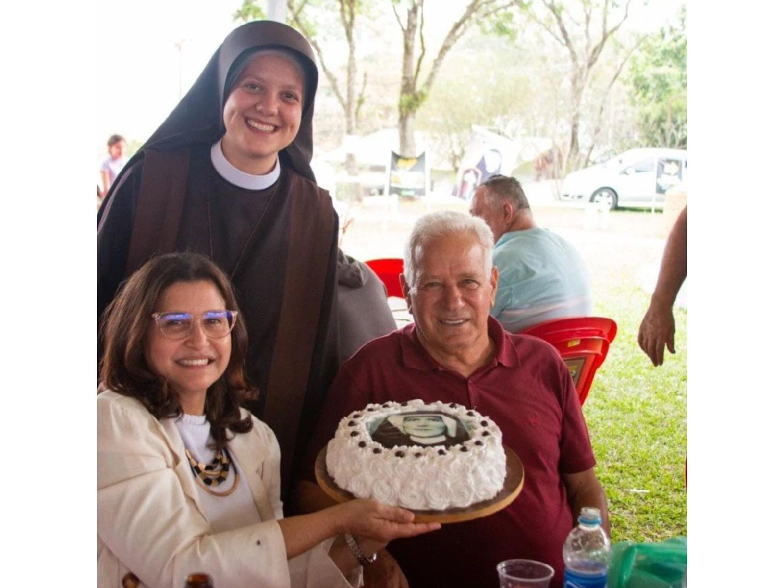 Jornal Ilustrado - O grande jornal do Noroeste do Paraná Jornal Ilustrado - Tradicional churrasco do Lar Santa Faustina acontece em setembro; convites já estão disponíveis