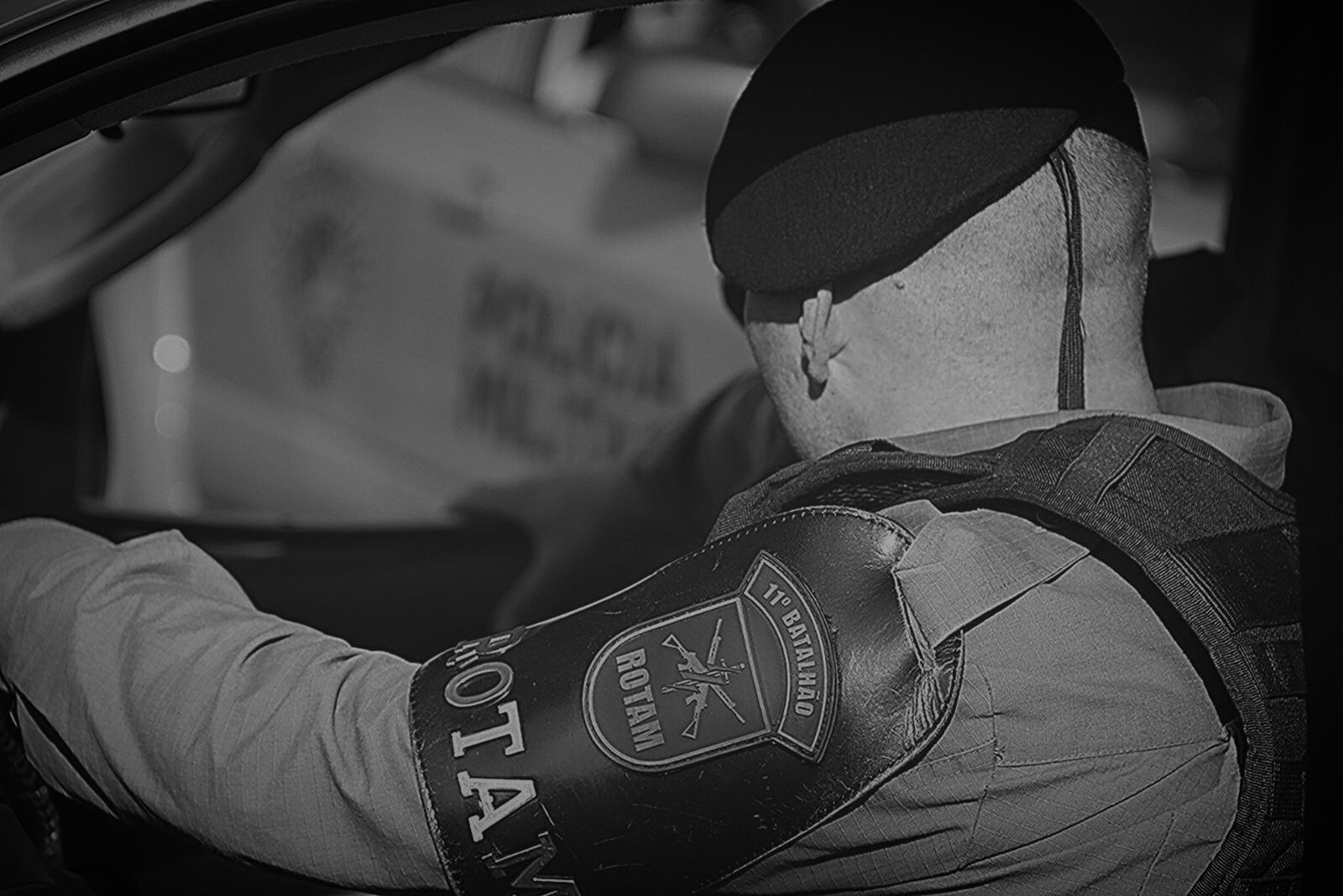 Jornal Ilustrado - Homem é baleado durante troca de tiros na Zona VII em Umuarama 