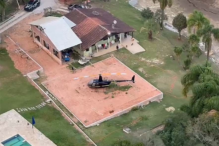 Jornal Ilustrado - PC mira grupo que usava helicópteros para traficar grandes quantidades de droga