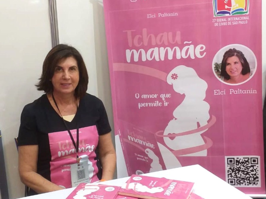 Escritora umuaramense lança livro na Bienal do Livro em São Paulo