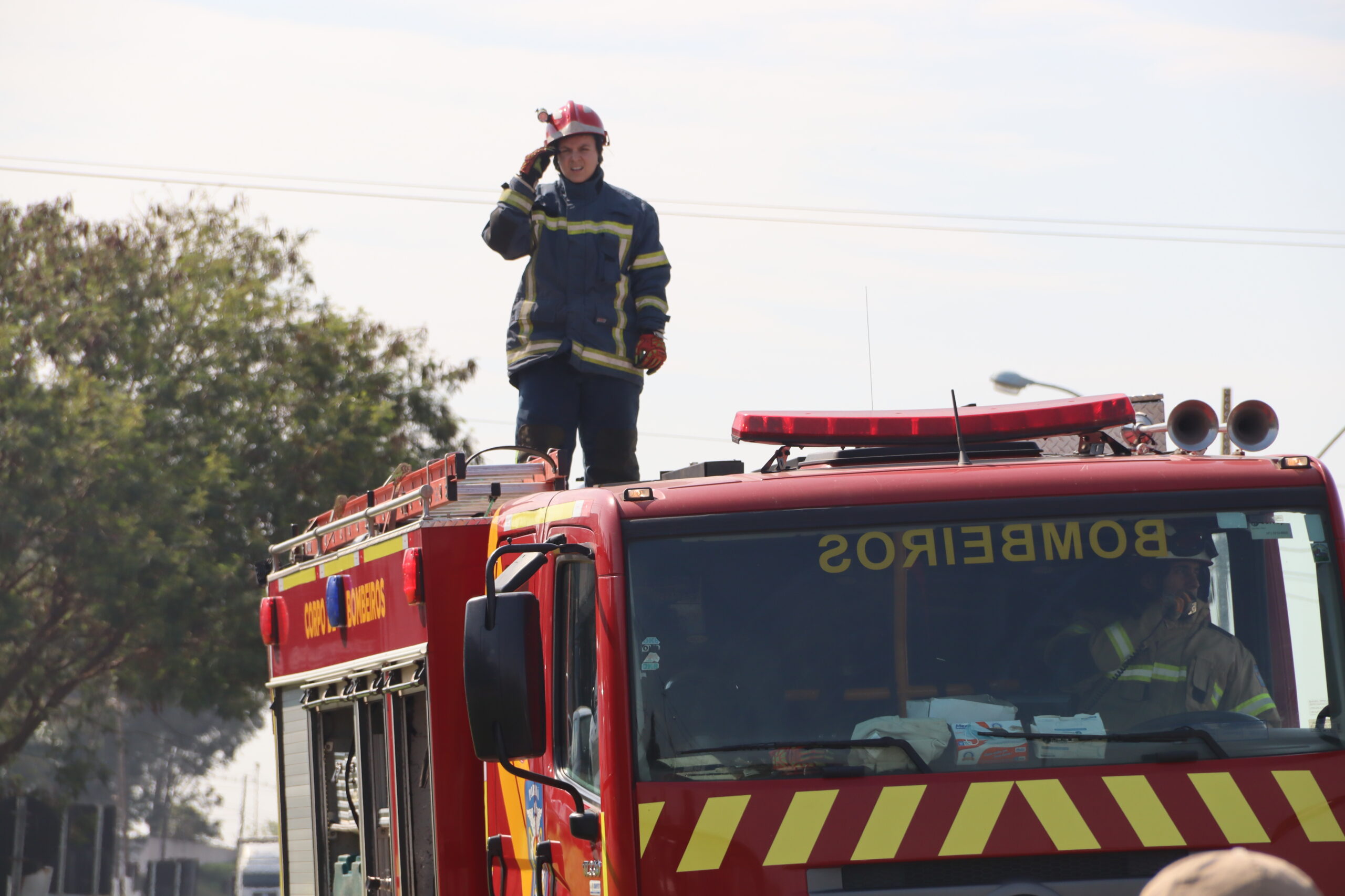 Jornal Ilustrado - Concurso público da PMPR e Corpo de Bombeiros tem mais de 30,3 mil inscritos