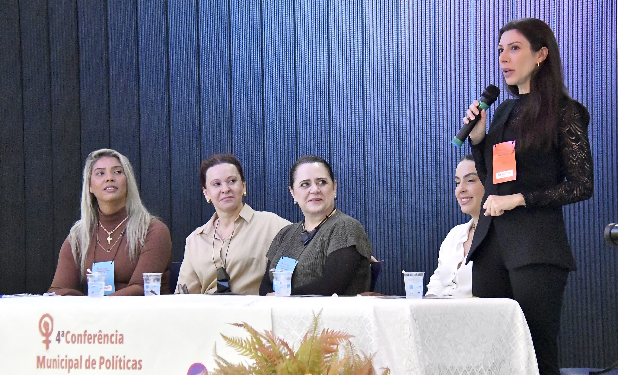 Jornal Ilustrado - Conferência municipal define propostas e elege delegadas para evento estadual