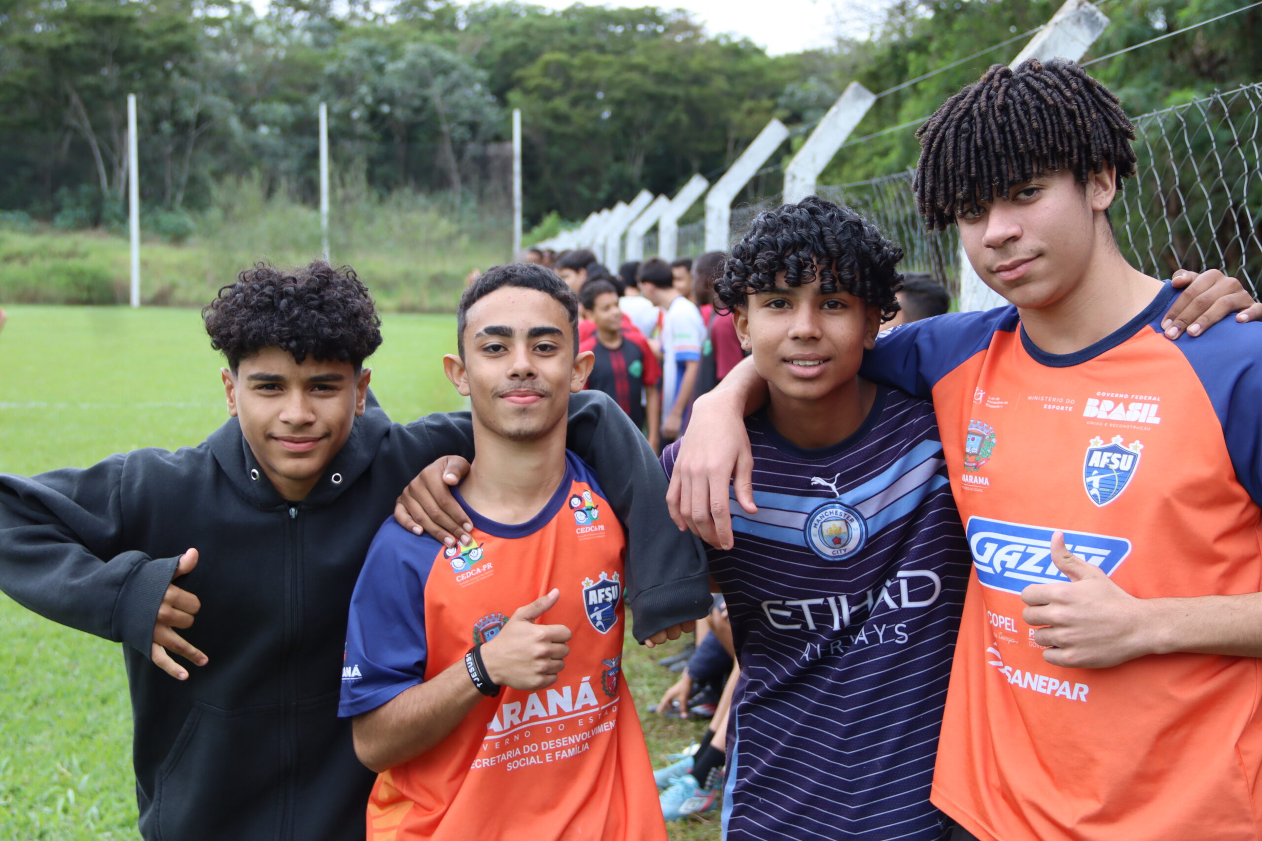 Jornal Ilustrado - O grande jornal do Noroeste do Paraná Jornal Ilustrado - Escolinha Monte Branco realiza avaliação de jovens atletas para o futebol argentino em Umuarama