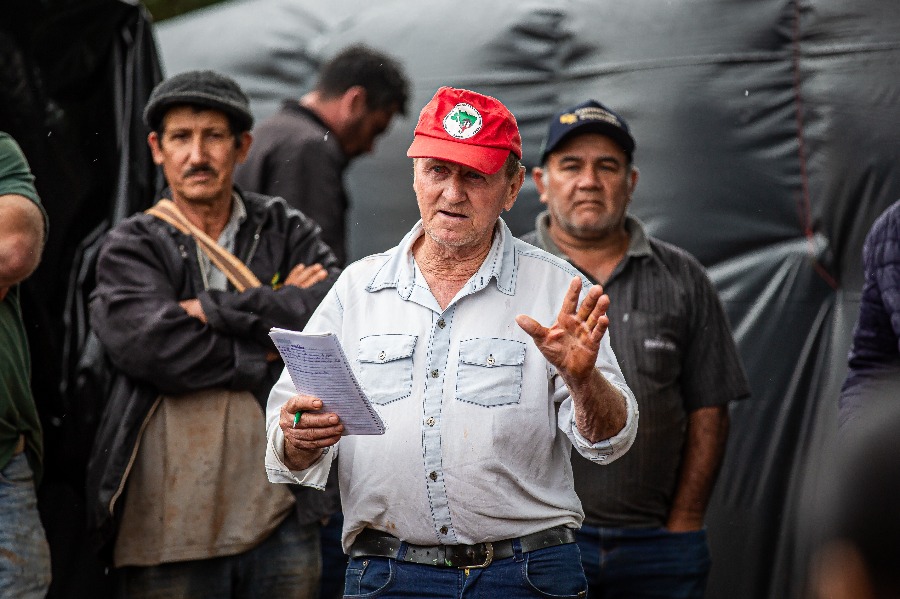 Recado do MST é reforma agrária em área improdutiva e em situação irregular em Umuarama