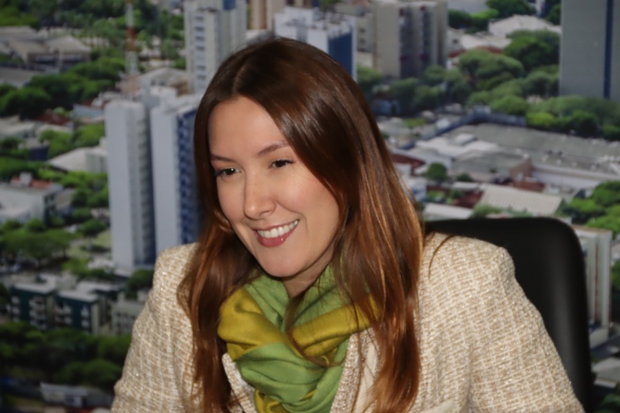 Defensora Pública conta como venceu os desafios dos concursos e escolheu Umuarama