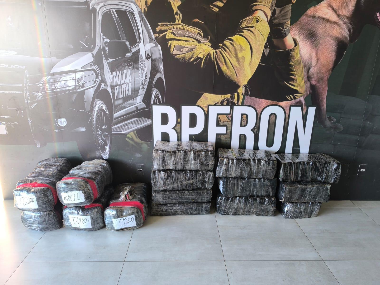 Jornal Ilustrado - BPFron apreende grande carga de drogas e prende homem de 47 anos na PR-323