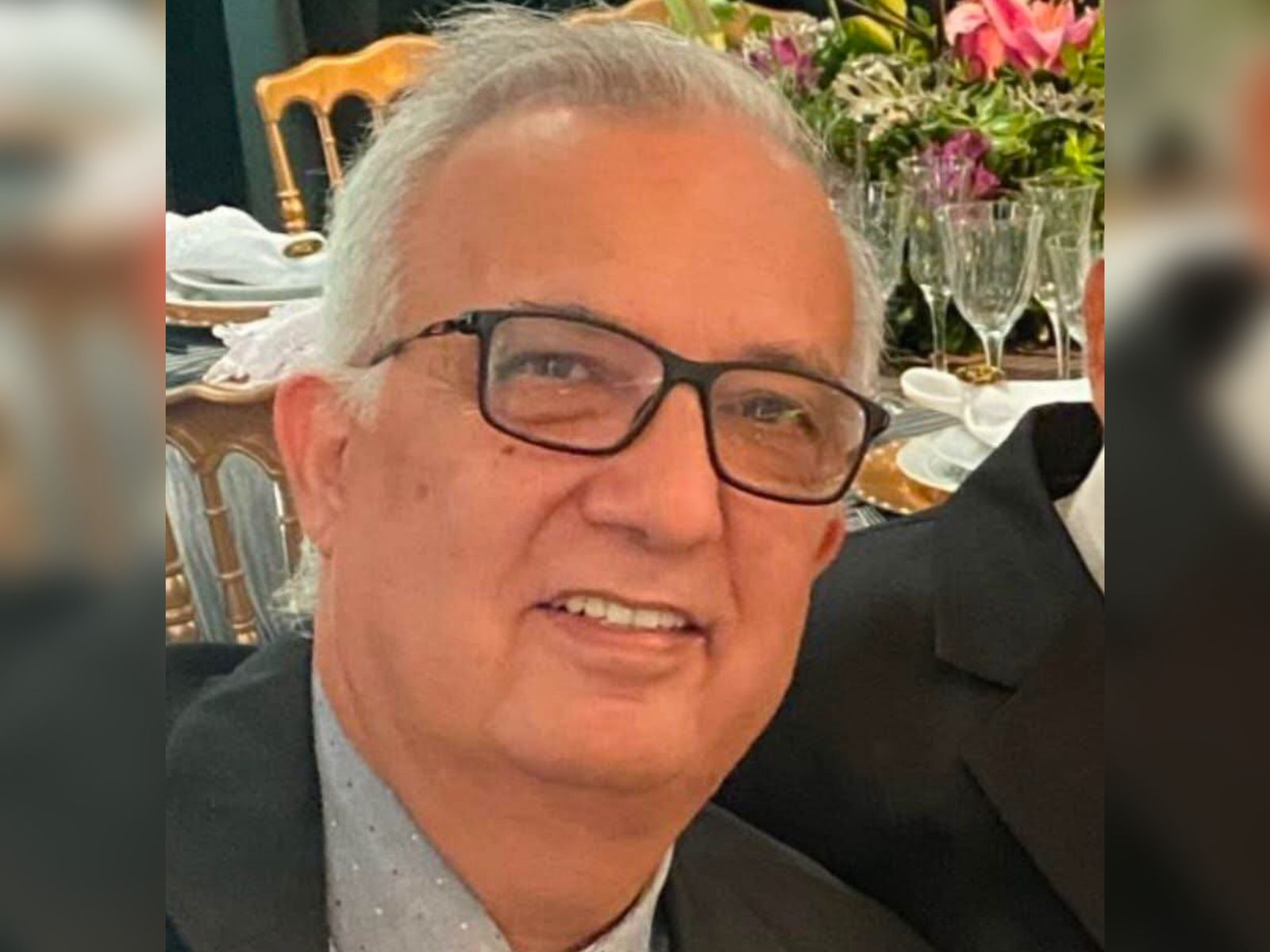Jornal Ilustrado - Médico pioneiro em Cianorte morre em grave acidente na PR-323; corpo é velado no Ginásio Tancredo Neves