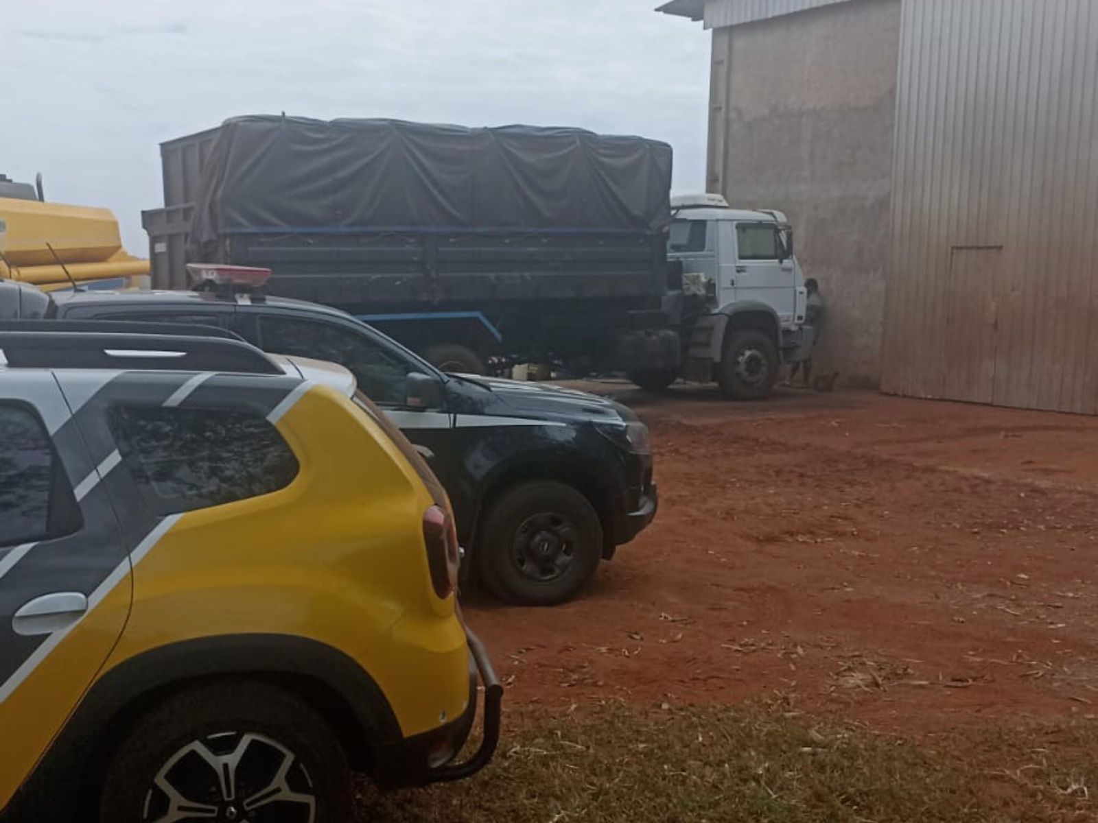 Trabalhador morre prensado por caçamba de caminhão em fazenda na zona rural de Iporã