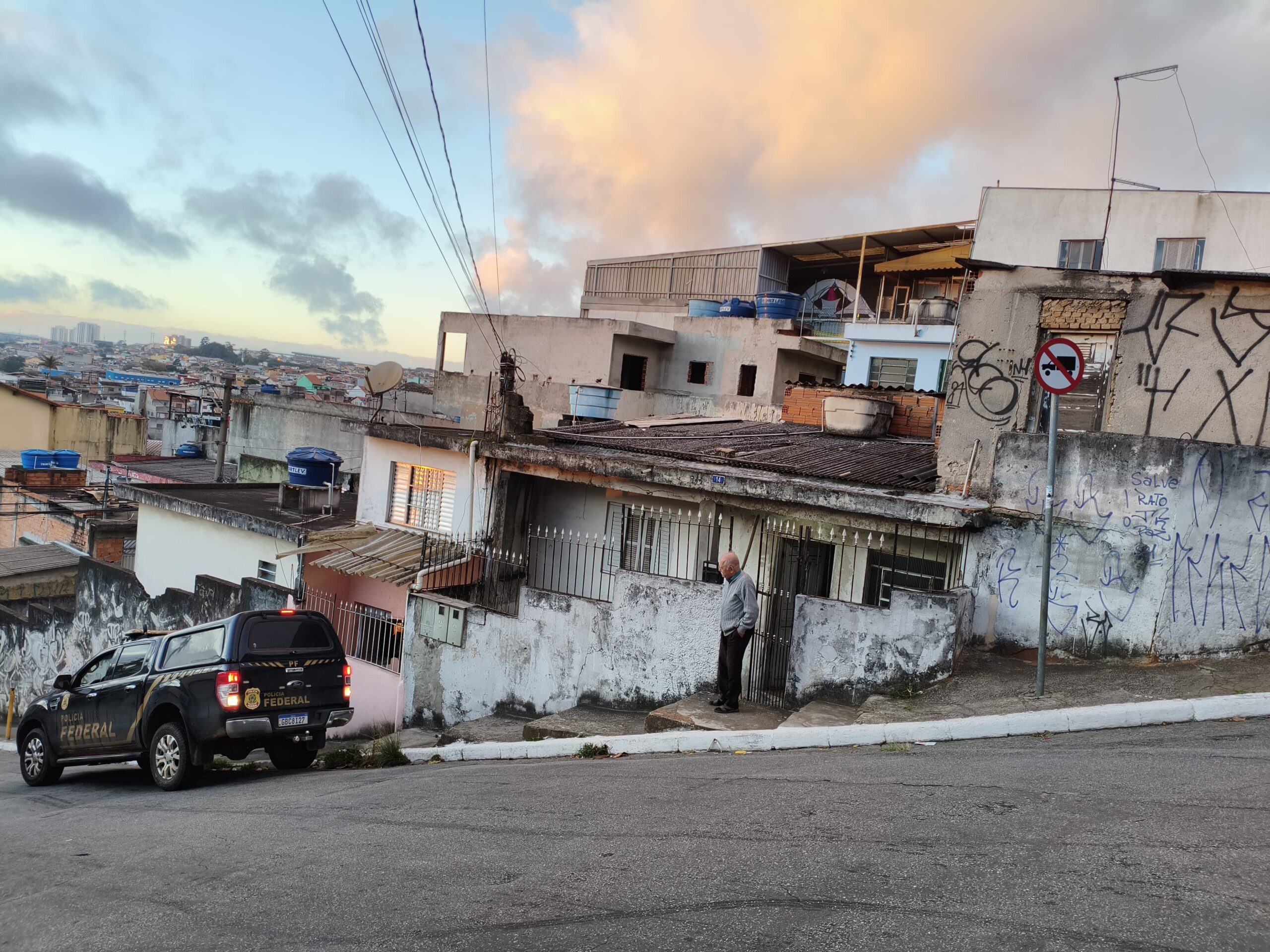 Jornal Ilustrado - Polícia Federal prende suspeitos em Xambrê e outras cidades em megaoperação contra o tráfico de drogas