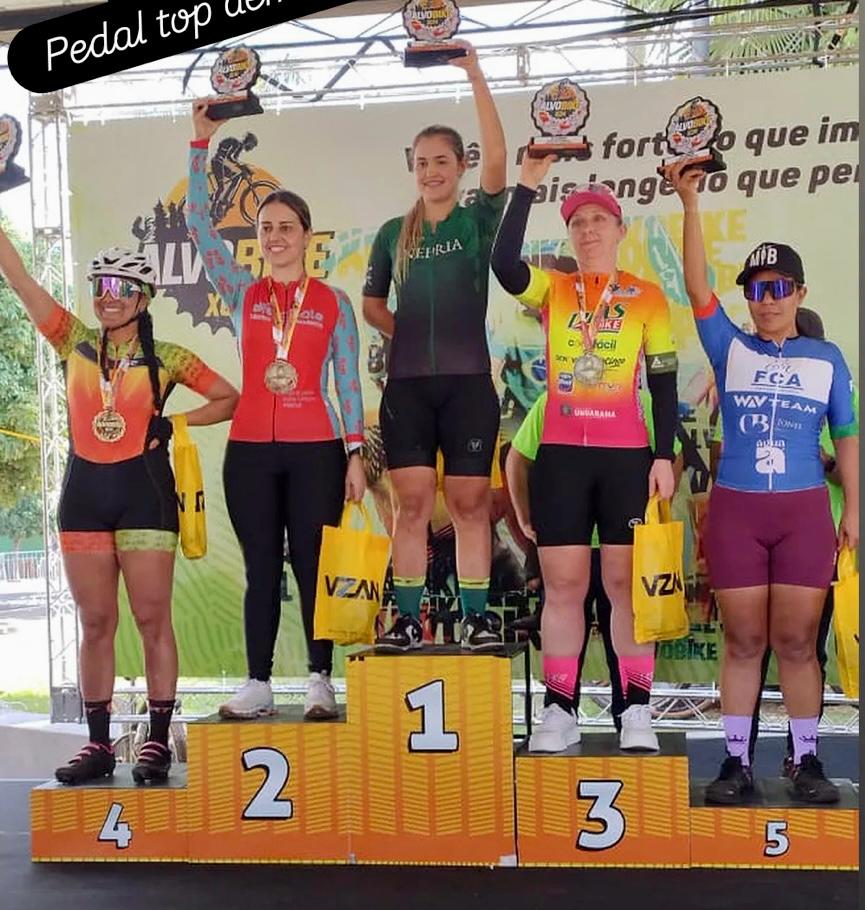 Jornal Ilustrado - Ciclismo de Umuarama disputa três provas no mesmo dia e conquista 17 pódios