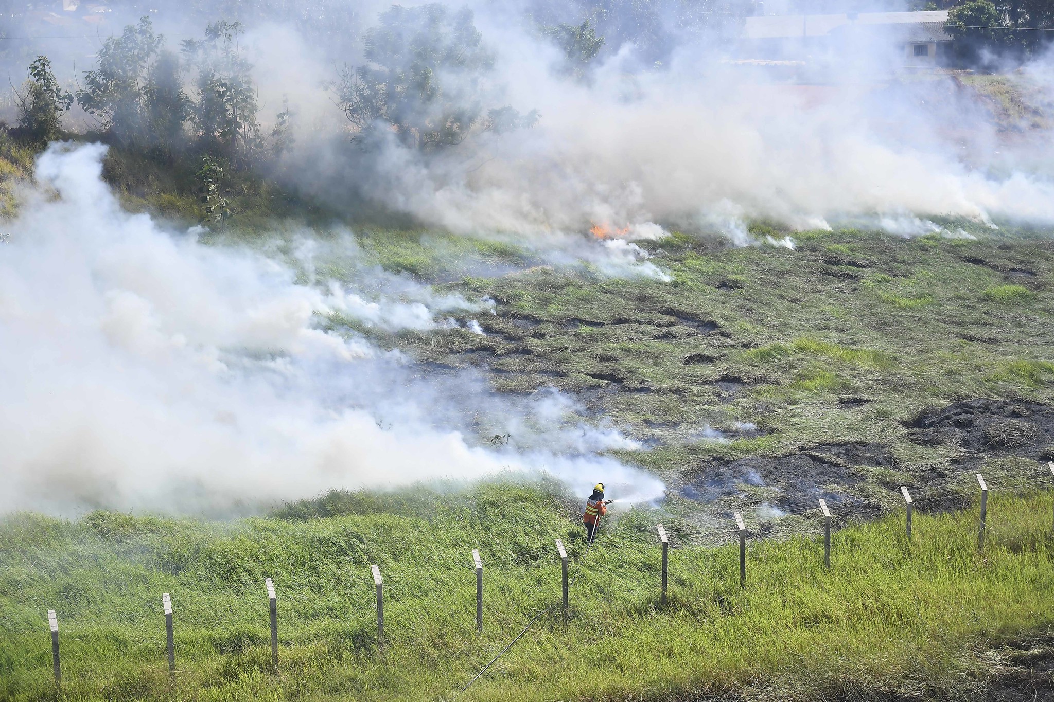 Jornal Ilustrado - Curso aborda prevenção e combate a incêndios no meio rural em Umuarama