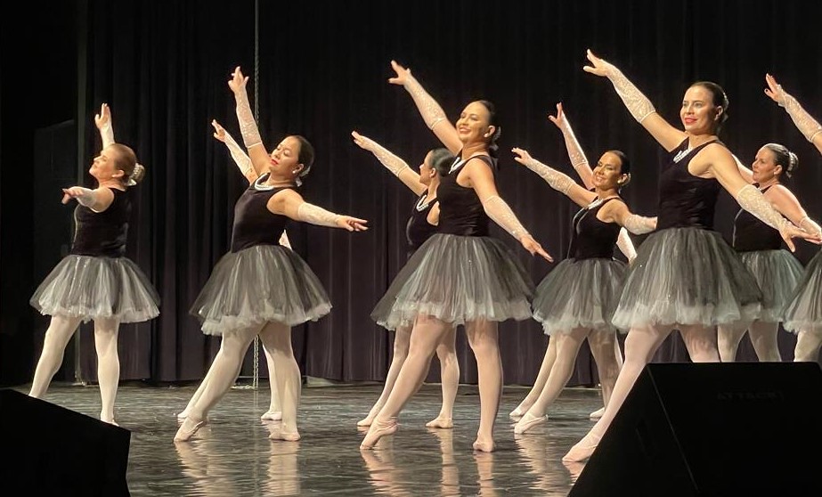 Mostra de Dança Capital da Amizade lota o Centro Cultural Vera Schubert