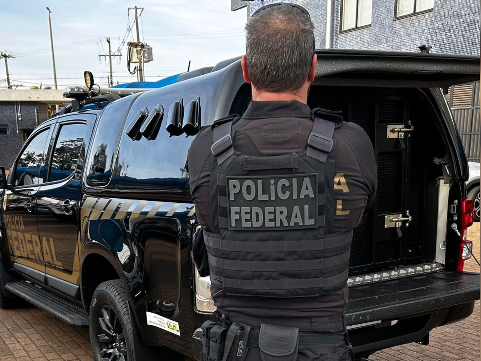 Jornal Ilustrado - PF prende nove foragidos da Justiça em agosto; uma das prisões ocorreu em Umuarama