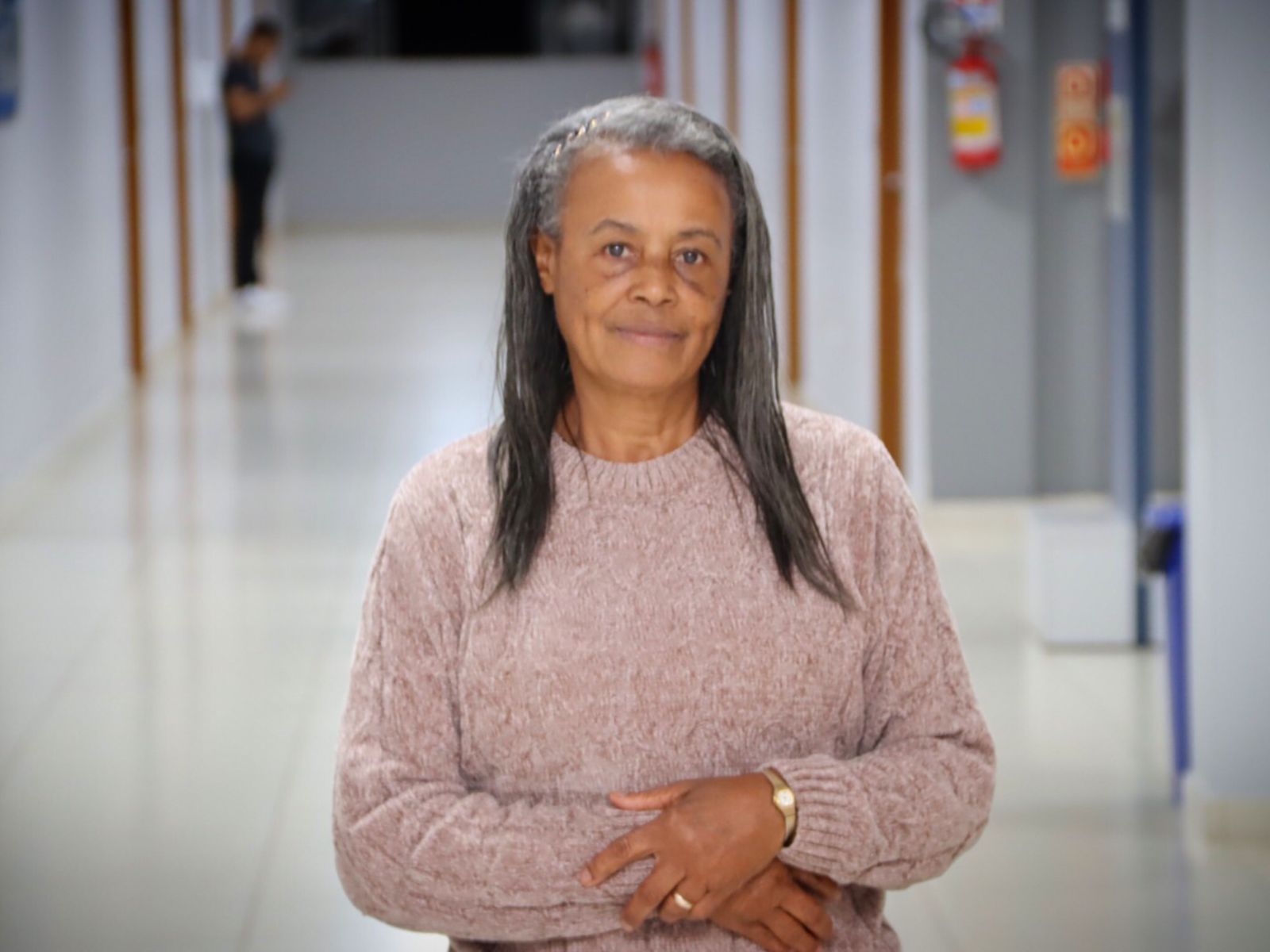 Jornal Ilustrado - Aos 66 anos, Dona Helena quer concluir Psicologia para dizer: “Eu consegui!”