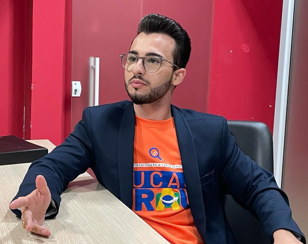 Especialistas dizem que decisão do TRE-PR afasta de imediato Lucas Grau da Câmara