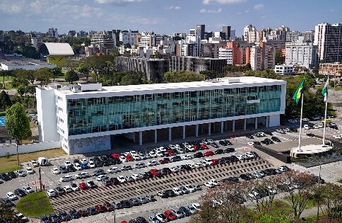 Jornal Ilustrado - Governo encaminha Lei Orçamentária de 2026 estimada em R$ 81,6 bi à Alep