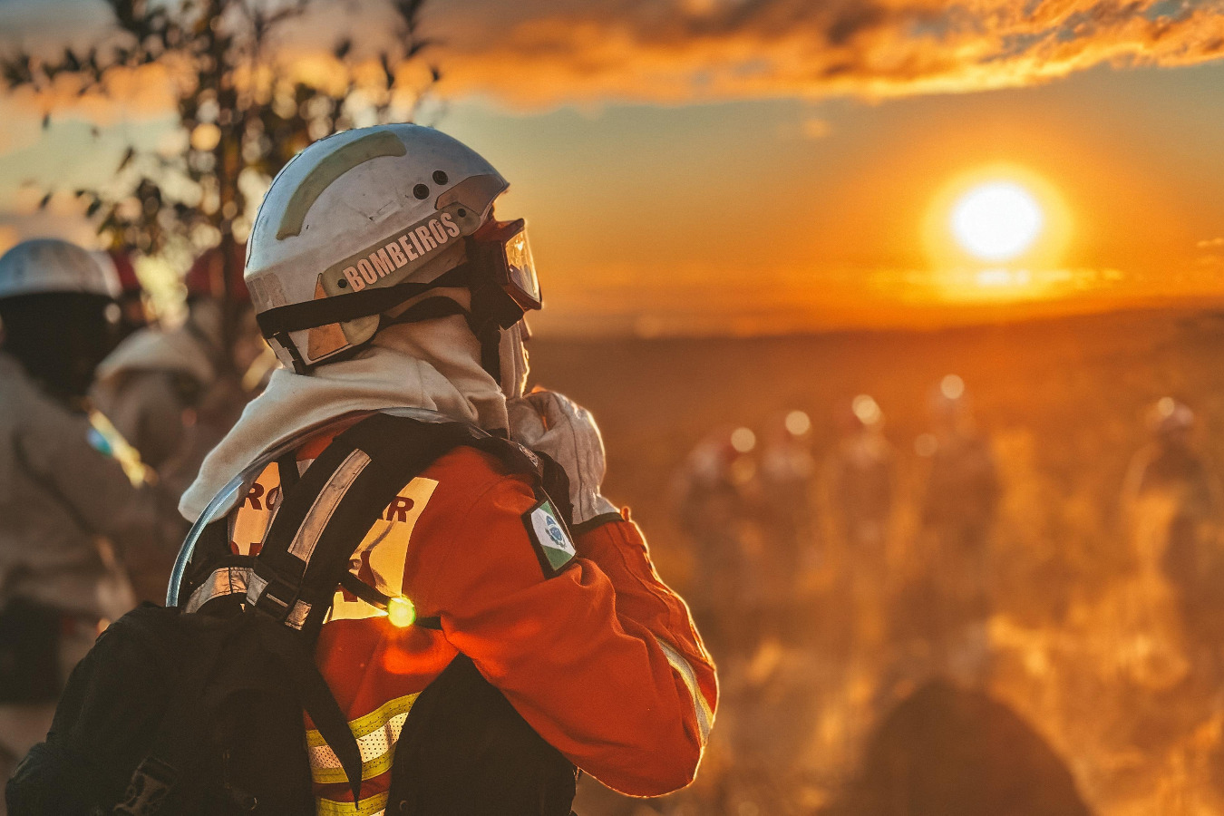 Incêndios florestais caem 50% em agosto, mas tempo seco em setembro preocupa