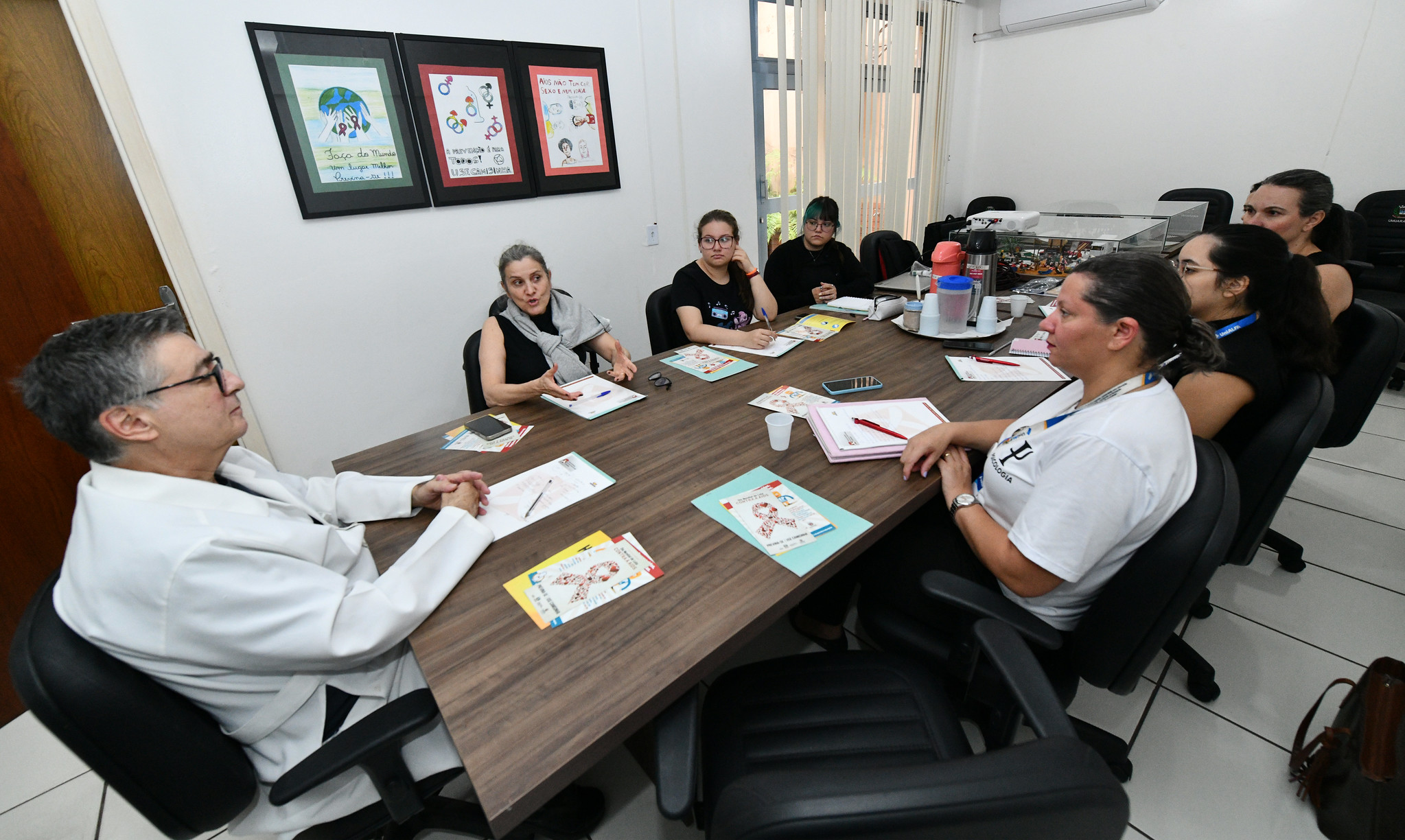 Jornal Ilustrado - Ambulatório de Infectologia promove capacitação sobre ISTs