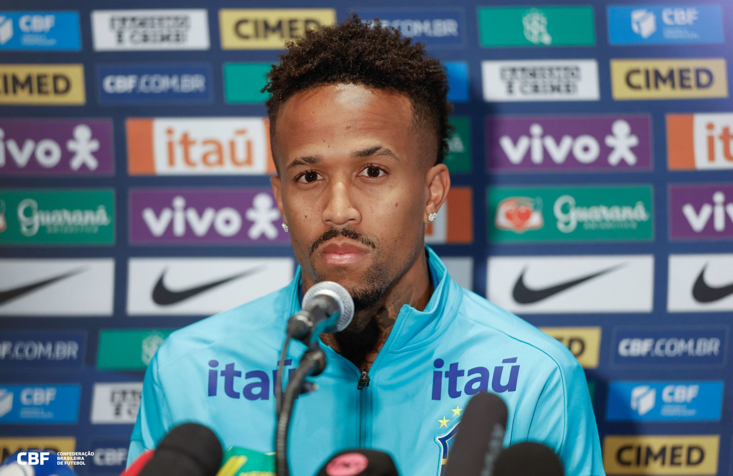 De volta à Seleção, Éder Militão relembra lesões: “Pensei em parar de jogar”