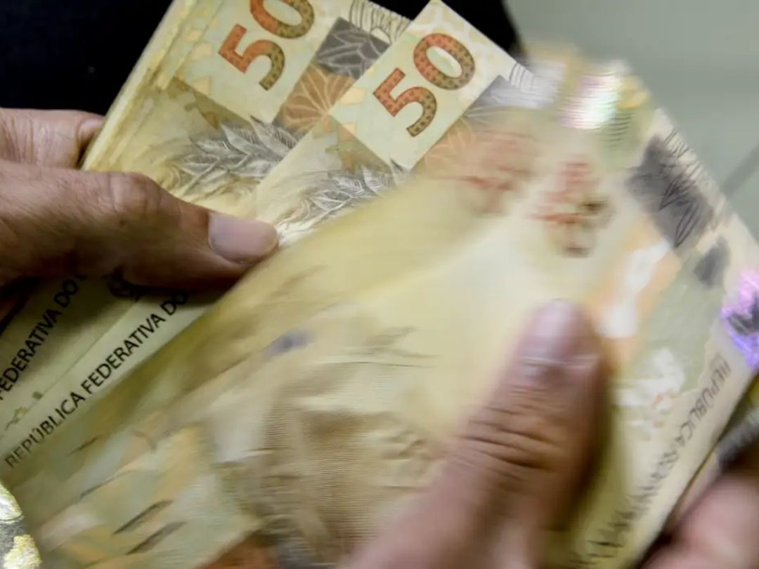 Senado ouve trabalhadores sobre aumento da faixa de isenção do IR