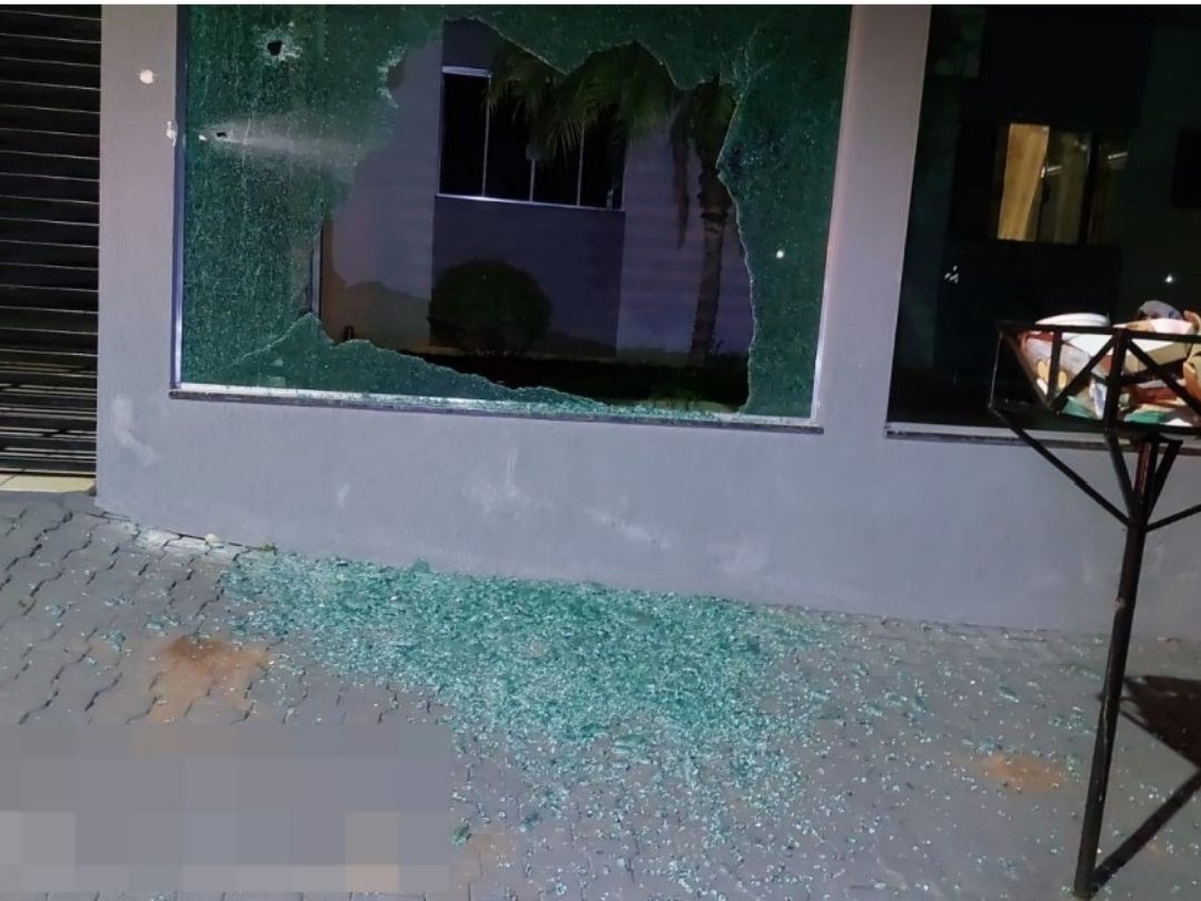 Suspeita de tentar matar ex por atraso de pensão é presa em Umuarama