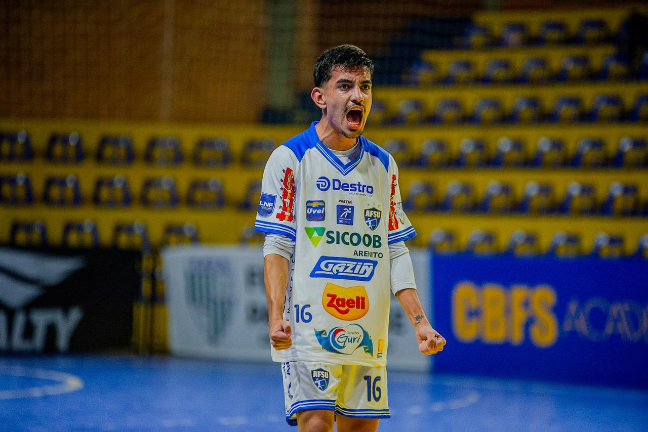 Umuarama vence Joinville, mas se despede da Copa Sul de Futsal