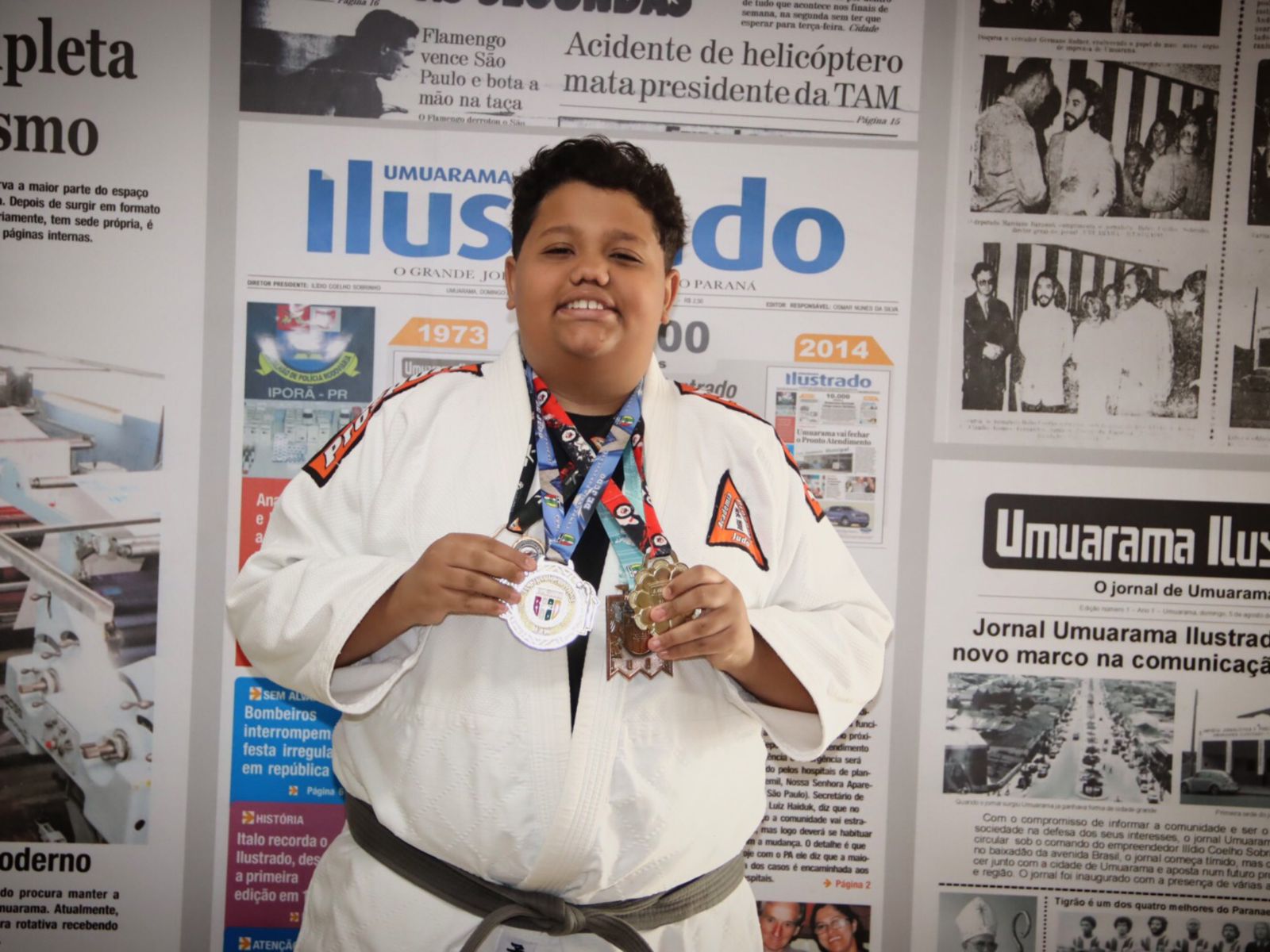Jornal Ilustrado - O grande jornal do Noroeste do Paraná Jornal Ilustrado - Campeão paranaense, judoca umuaramense precisa de ajuda para participar do Sul Brasileiro