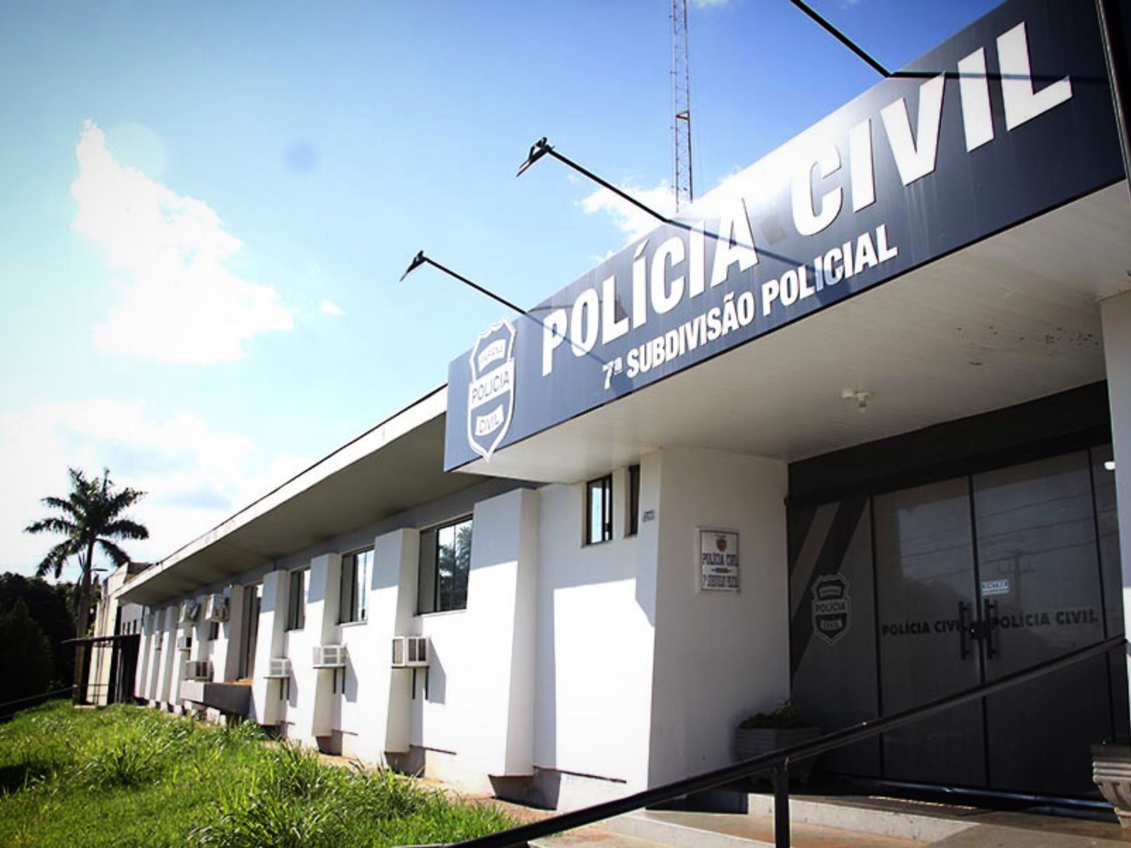 Jornal Ilustrado - Homem é preso após roubar ex-companheira e descumprir medida protetiva em Umuarama 