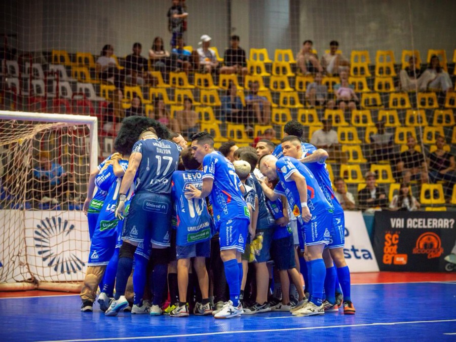 Umuarama Futsal é superado na prorrogação e encerra participação na Série Ouro