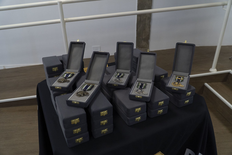 Jornal Ilustrado - Policiais civis da 7ª SDP recebem medalhas por serviços prestados 