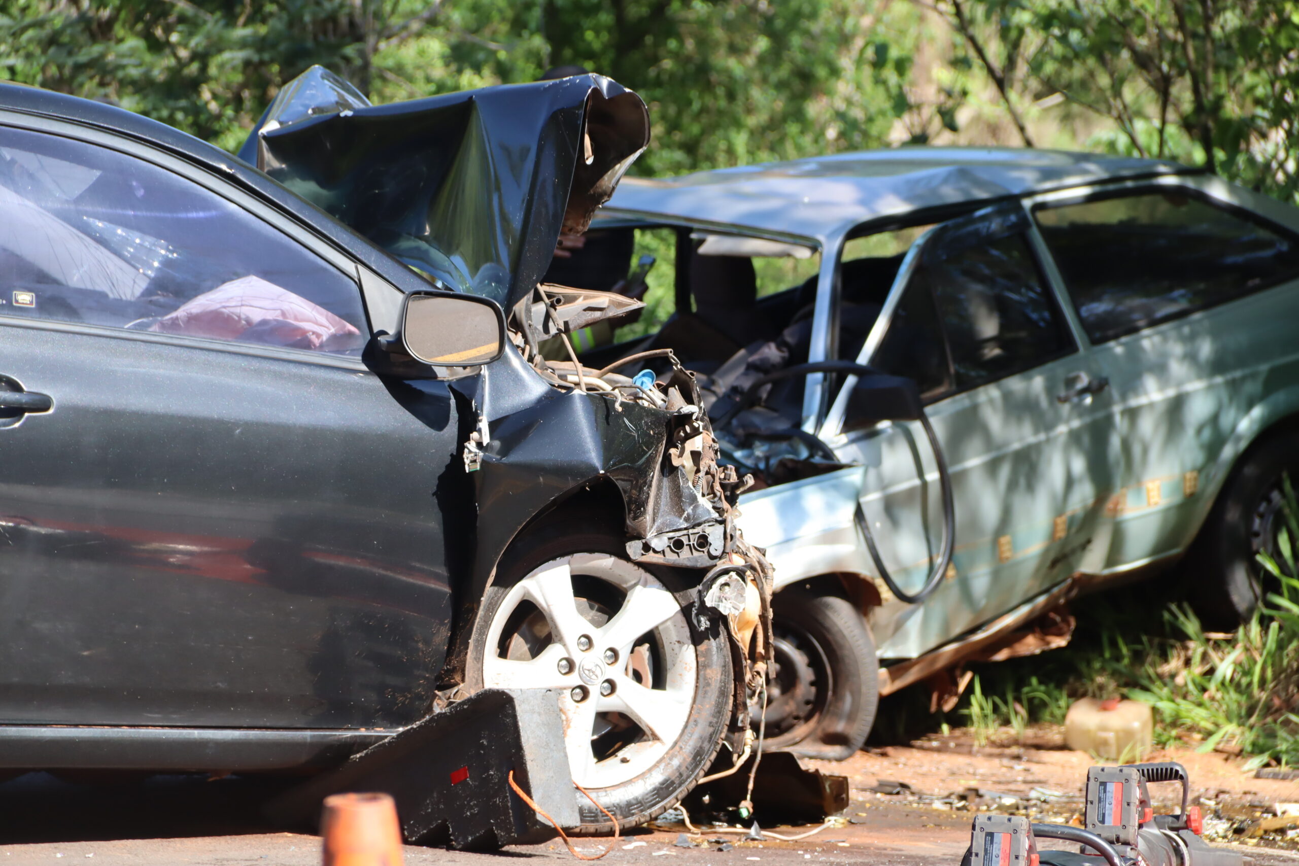 Jornal Ilustrado - Buraco na pista pode ter provocado acidente que matou duas mulheres na PR-323