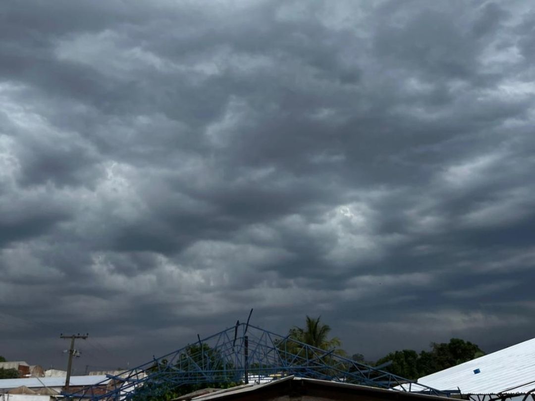 Nova frente fria traz chuva ao PR neste fim de semana; Umuarama está na lista
