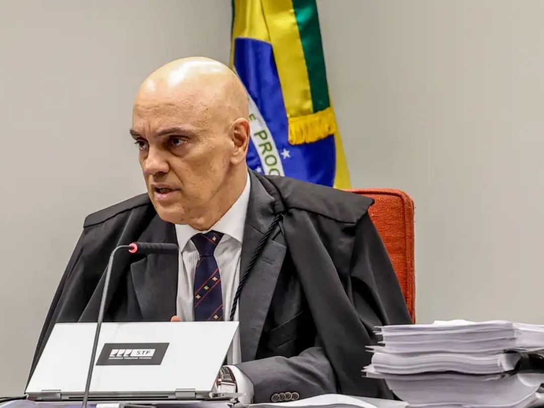 Jornal Ilustrado - Moraes manda comunicar TSE sobre inelegibilidade de Bolsonaro