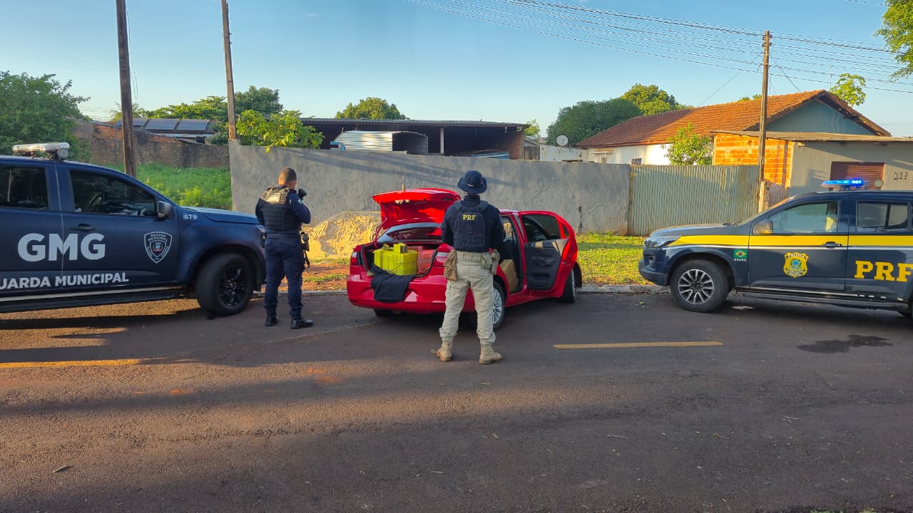 Jornal Ilustrado - Mais de 360 kg de droga são apreendidas em menos de 1h em Guaíra e Alto Paraíso