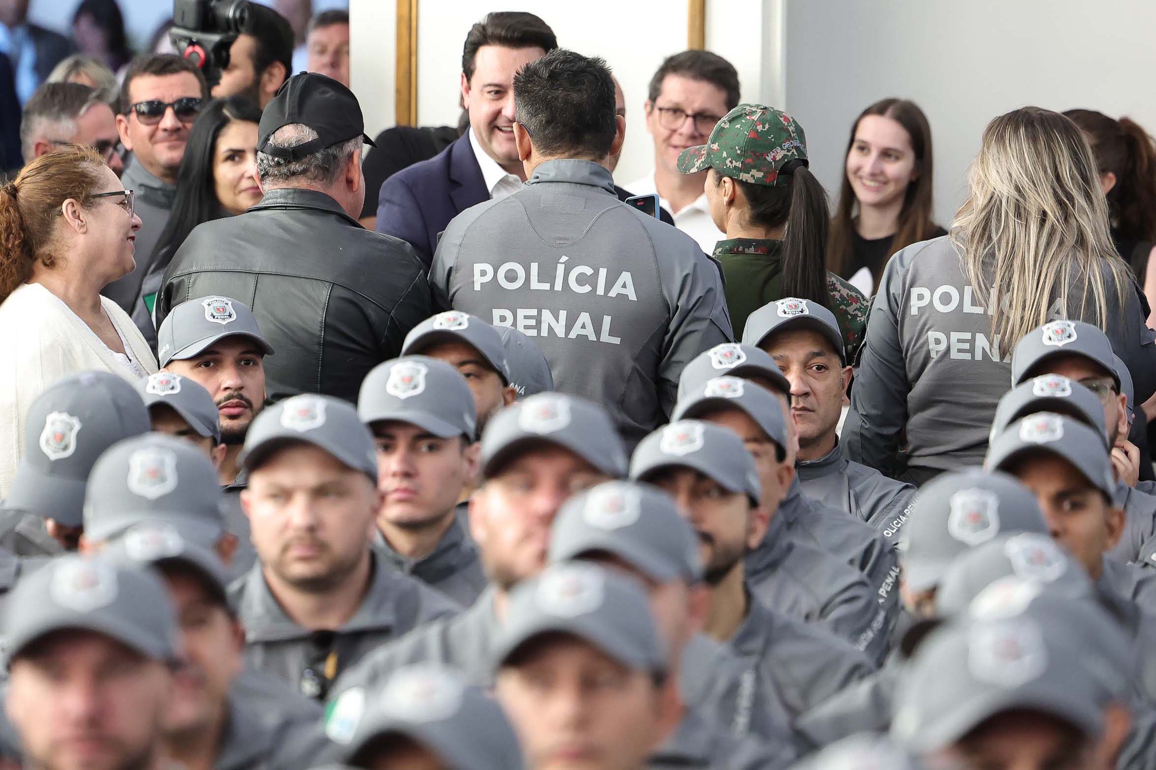 Jornal Ilustrado - Com posse de 429 policiais penais, Paraná fortalece gestão da segurança pública