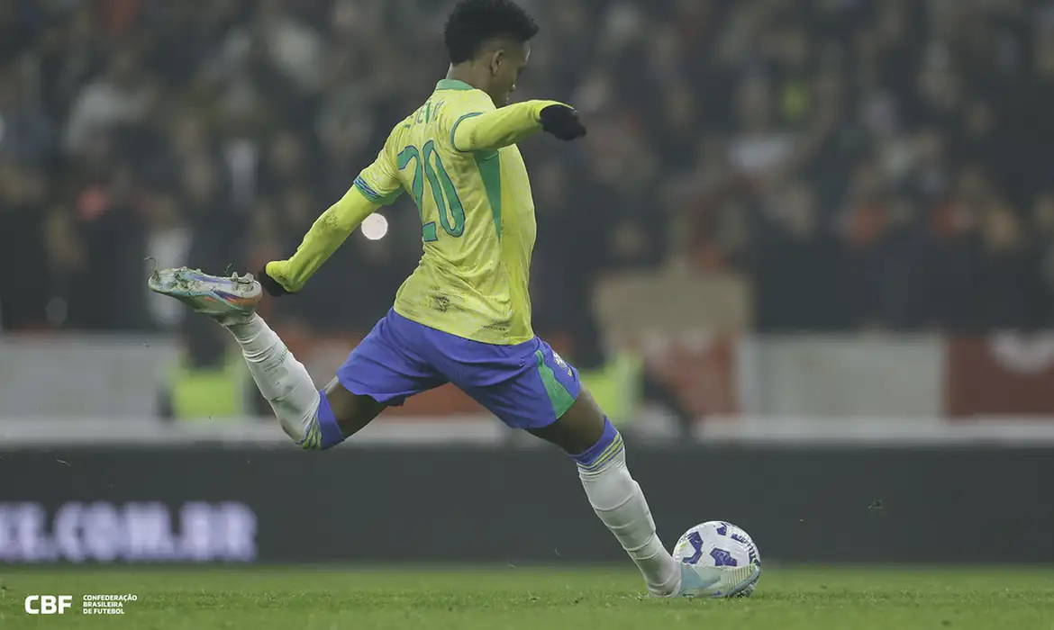 Jornal Ilustrado - Brasil encerra 2025 na 5ª posição do ranking de seleções da Fifa
