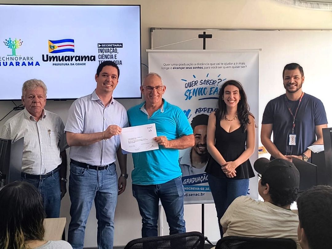 Jornal Ilustrado - Curso qualificou turma em montagem e manutenção de computador