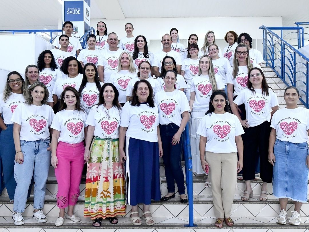 Campanha ‘Corações que acolhem – Laços que unem’ enfrenta a aids