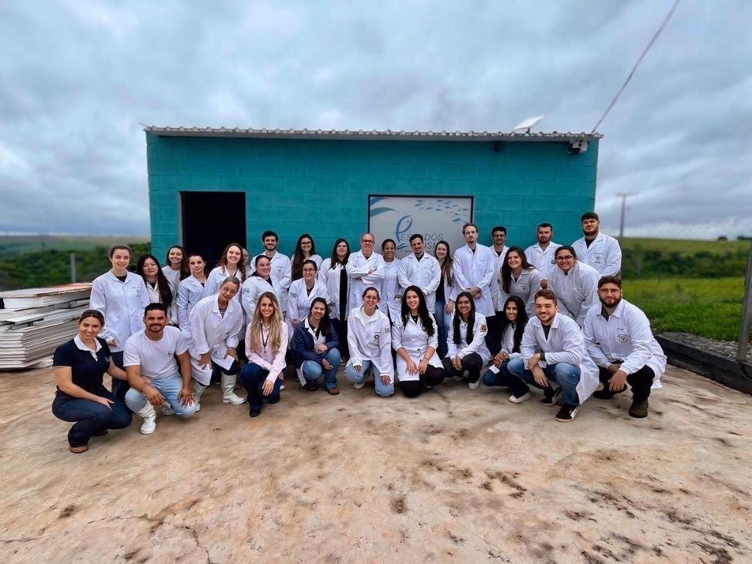 Jornal Ilustrado - Visita a agroindústria de Umuarama permite experiência prática a acadêmicos da UFPR