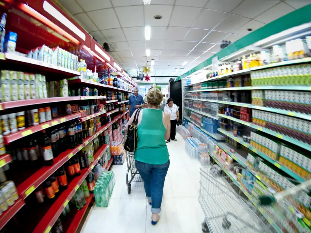 Variação de preços entre mercados de Umuarama chega a 130%, aponta Procon