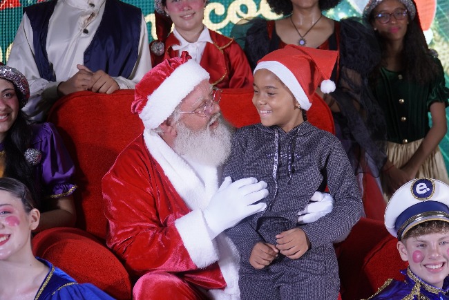 Jornal Ilustrado - Papai Noel chega hoje em Lovat. Veja local e horário