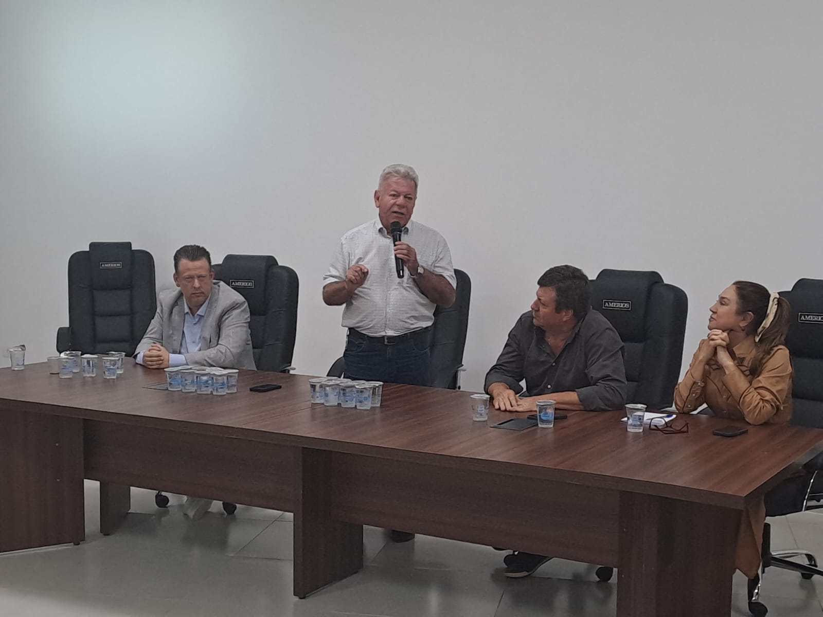 Jornal Ilustrado - Prefeitos da Amerios anunciam união para apoiar Darlan Scalco a deputado federal